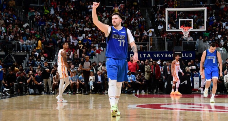 Luka Doncic 73 sayı ile NBA tarihine geçti