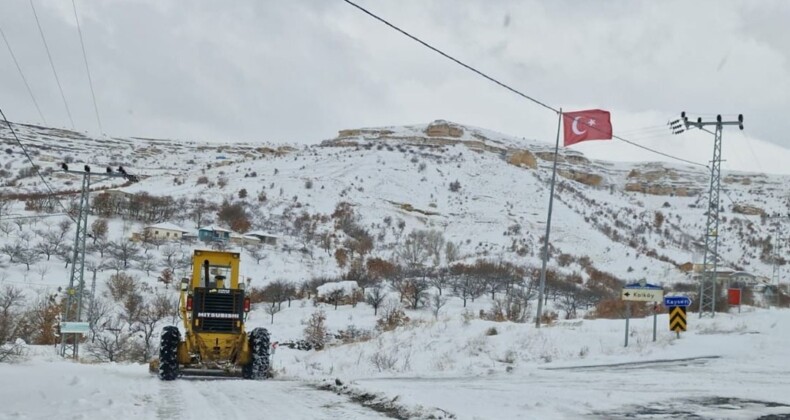 Malatya’da 129 mahalle yolu, kardan kapandı