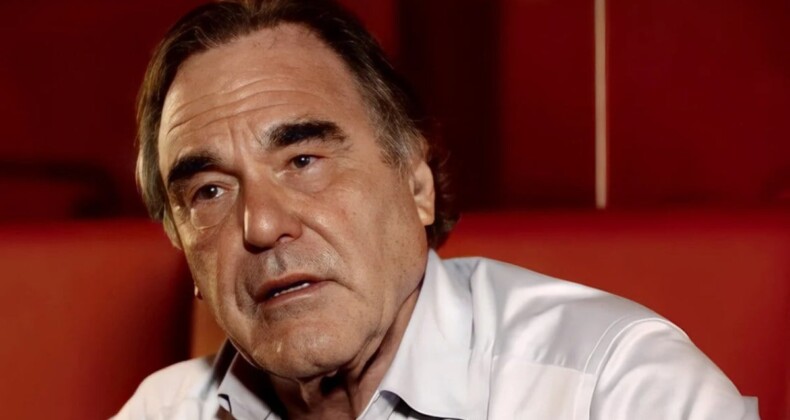 Oliver Stone: Netanyahu gerçekten deli