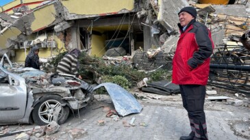 Seyhan Başkanı Akay, Deprem Anmasında Birlik Mesajı Verdi: ‘Birlikte Aşacağız, Unutmayacağız’