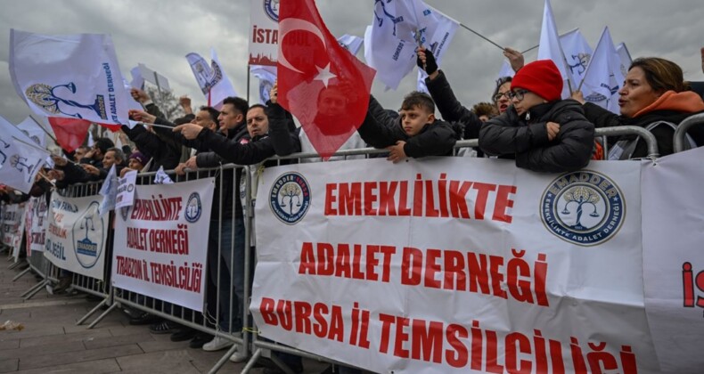 Ankara’da kademeli emeklilik mitingi