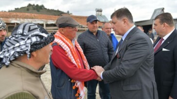 Cemil Tugay’dan rakibi Dağ’a: Ağaç görseniz elinize balta alırsınız