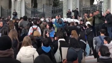 İstanbul Üniversitesi’nde ‘okulumuz müze değil’ eylemine sert müdahale