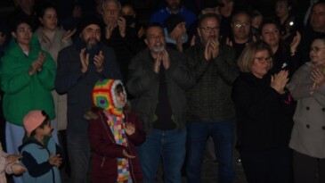 İzmir’de site sakinlerinden protesto