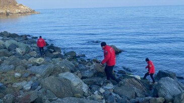 Marmara Denizi’nde kayıp 4 mürettebat aranıyor