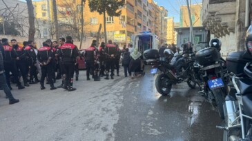 Şanlıurfa’da iki grup birbirine girdi: 2 yaralı, 10 gözaltı