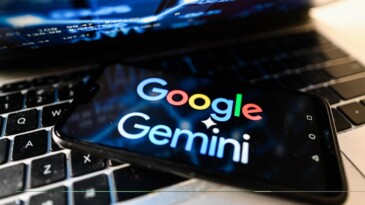 Yapay zekâ botu Google Gemini’den hata üstüne hata