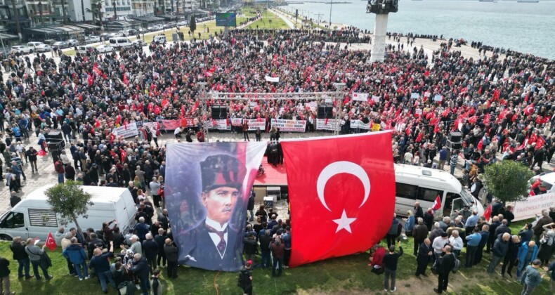 Emekli astsubaylar özlük hakları için bir araya geldi