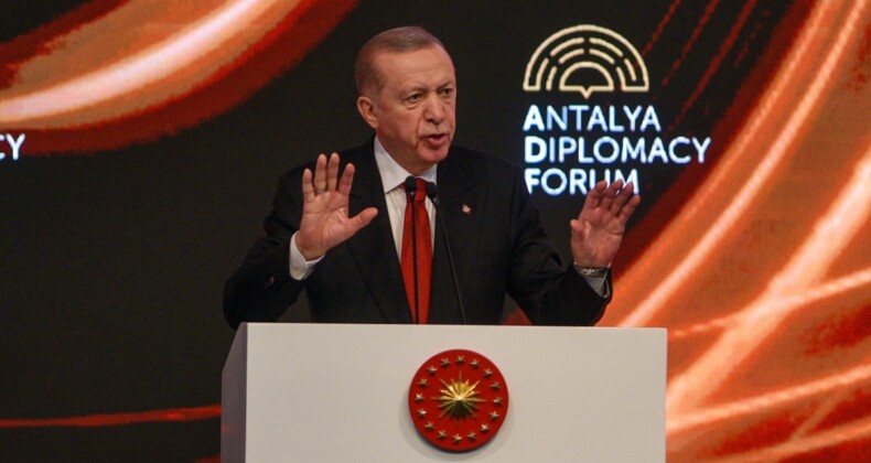 Erdoğan: Sözler eylemle desteklenmedikçe Filistin’deki zulmü durdurmak mümkün değil