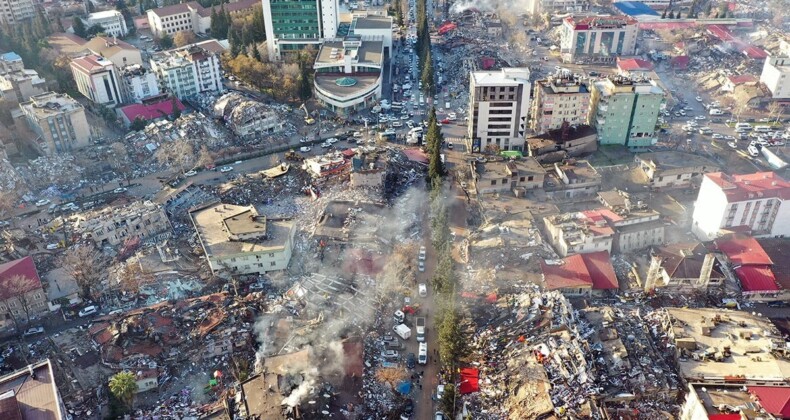 Her yıl yaklaşık 500 bin deprem meydana geliyor