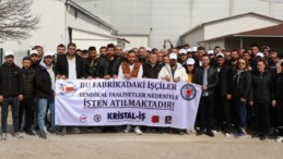 Amasya’da işten çıkarıldıklarını iddia eden işçiler eylemde