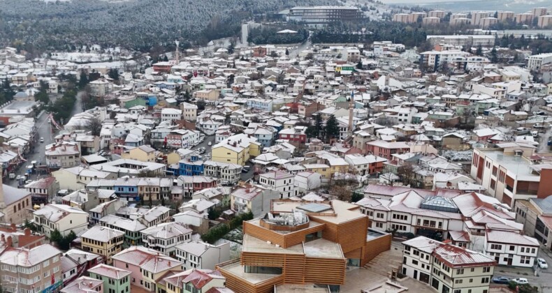 Eskişehir beyaza büründü