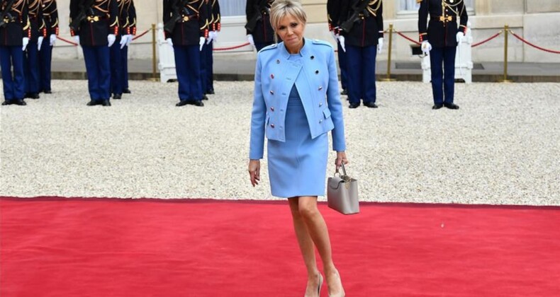 First Lady Macron’dan moda çıkışı: Mini etek ileri yaştaki kadınları özgürleştiriyor