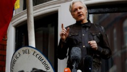 Julian Assange için yeni karar: ABD’ye hemen iade edilmeyecek