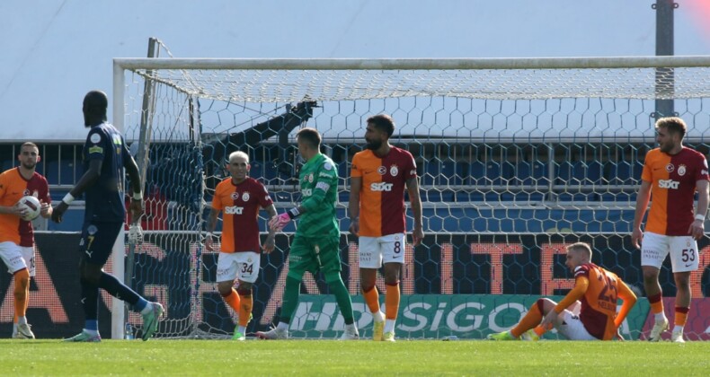 Kasımpaşa-Galatasaray maçında kırmızı kart çıktı, Icardi penaltıyı kaçırdı