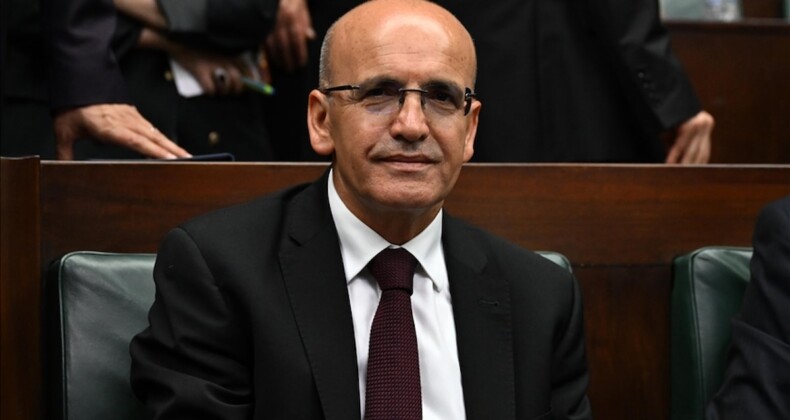 Mehmet Şimşek’ten dolar ve yeni vergi açıklaması