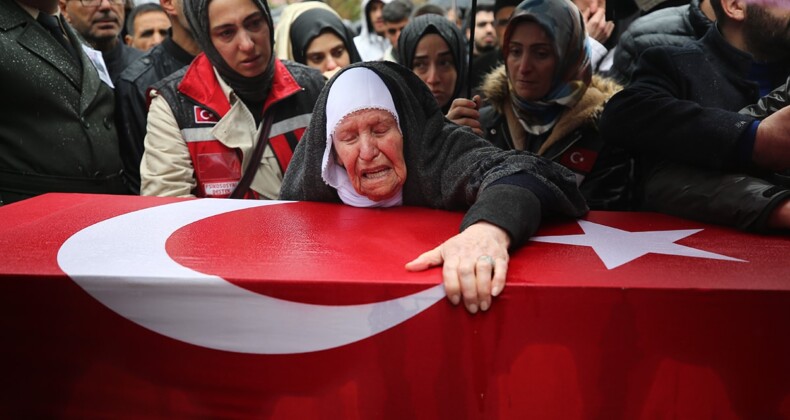 Şehit Teğmen Hulusi Elçi, son yolculuğuna uğurlandı