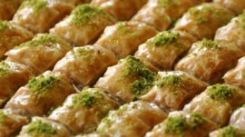 Asgari ücretli bir günlük kazancıyla bir kilo baklava alamıyor