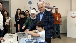 Binali Yıldırım oyunu Tuzla’da kullandı