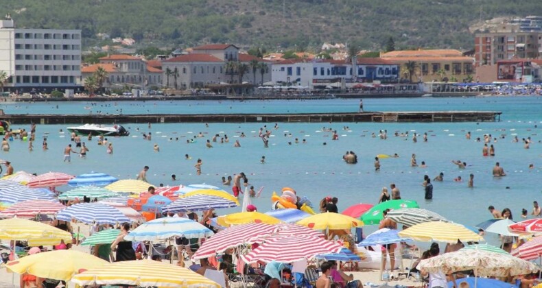 Çeşme ve Kuşadası’ndaki oteller bayram tatilini dolu geçirecek