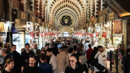 Eminönü’nde bayram alışverişi yoğunluğu