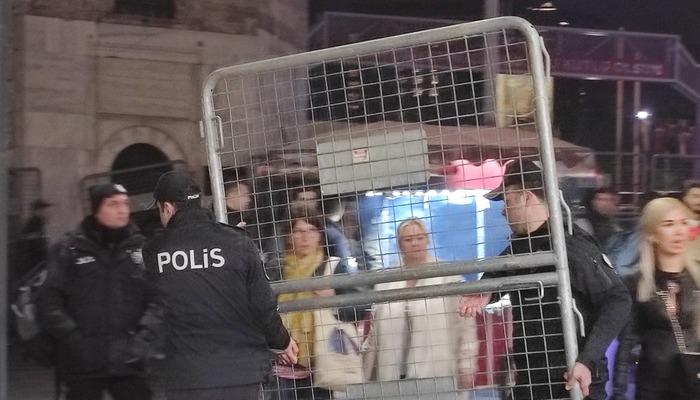 Taksim ve İstiklal Caddesi’ndeki kısıtlamalar kaldırıldı!