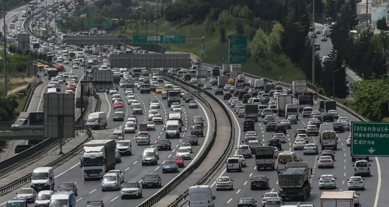 İstanbul’da bayram trafiği…. Yoğunluk yüzde 71’e çıktı