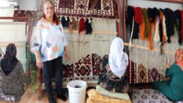 Van’da kadınlar kilim dokumacılığını yaşatıyor