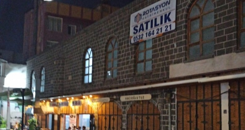 5 asırlık cami satılığa çıktı: Fiyatı dudak uçuklattı