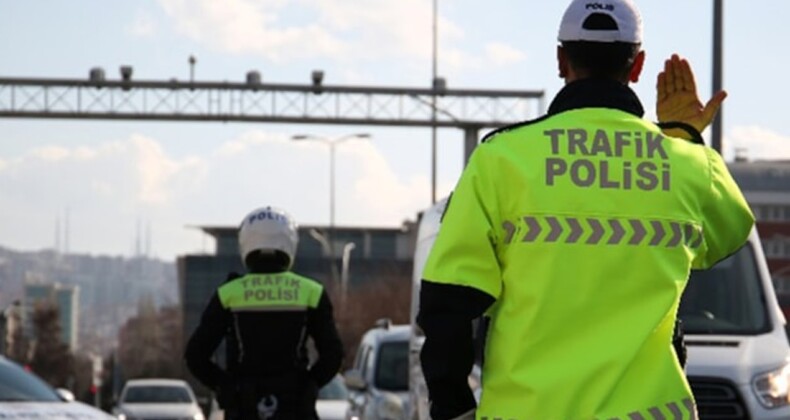 İstanbul’da birçok yol kapatıldı; Metrobüsler FSM’den gidiyor