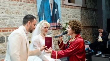 Nikah memurları filmlere konu olabilecek anılarını anlattı