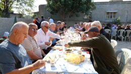 Polis okulundan mezun olan emekli polisler 40 yıl sonra Adana’da buluştu