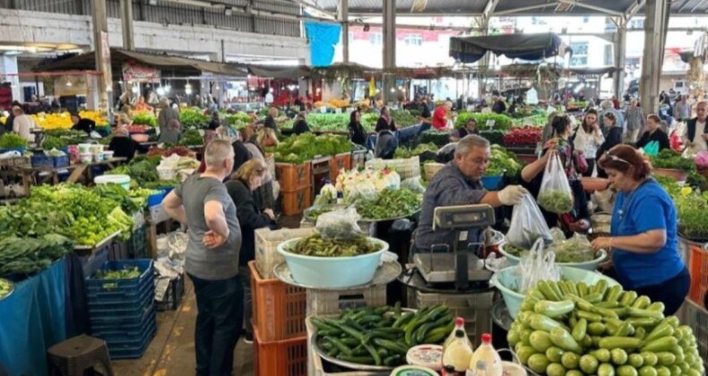 Şimşek’in enflasyon düşüyor dedi: Vatandaş pazarda isyan etti